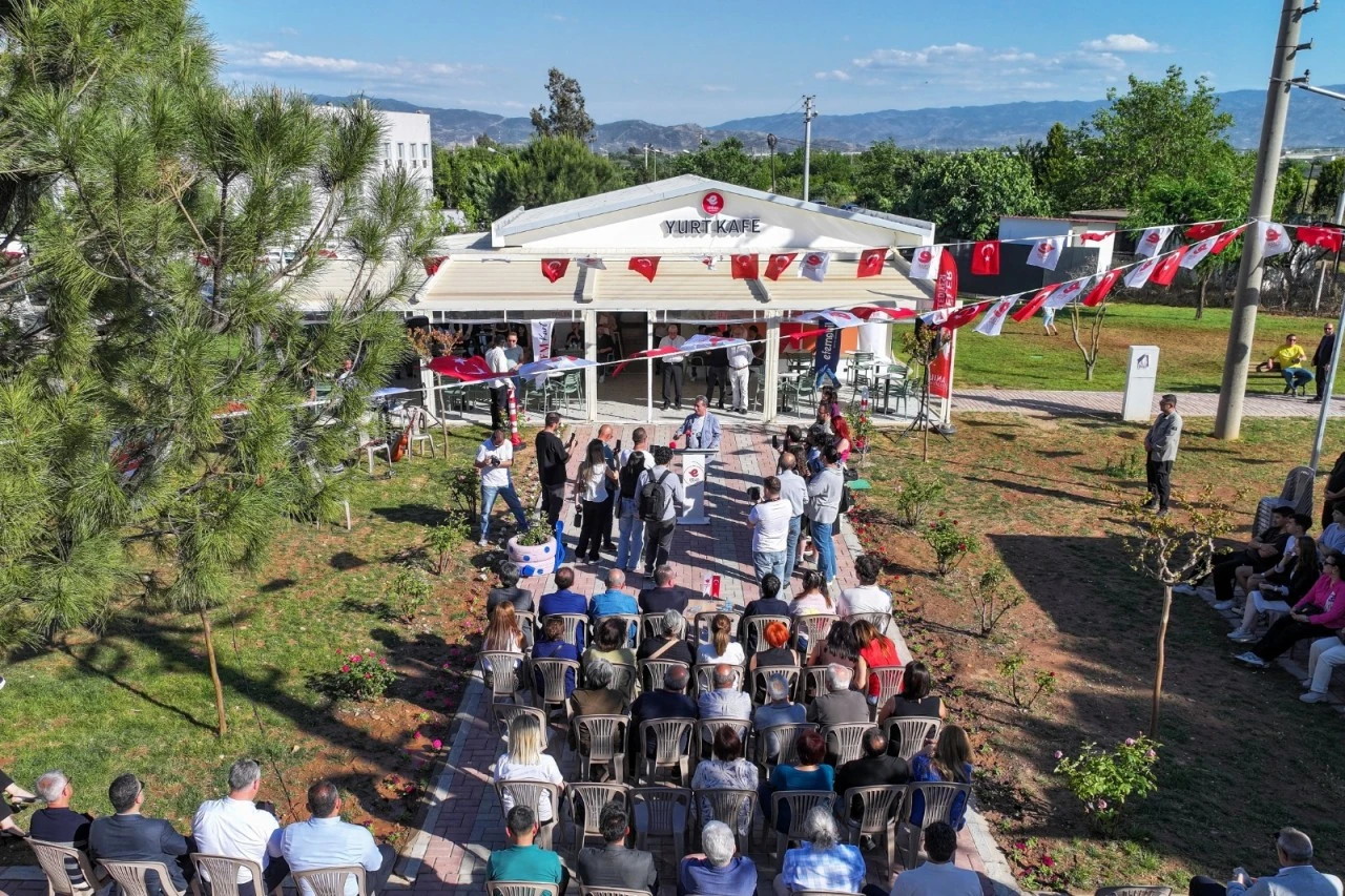 BAŞKAN ANIL YETİŞKİN’DEN GENÇLERE YENİ MEKÂN YURT KAFE VE IŞIKLI PARKI HİZMETE AÇILDI
