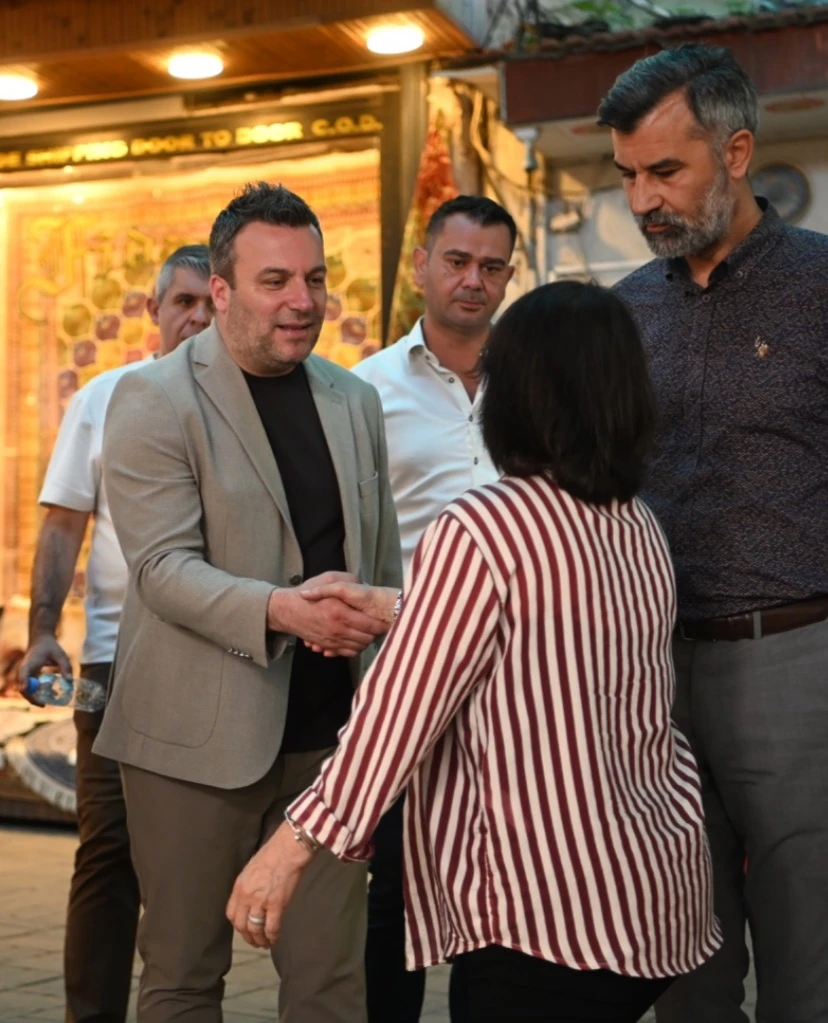 KUŞADASI BELEDİYESİ ÜRETEN EMEKÇİ KADINLARIN HER ZAMAN YANINDA