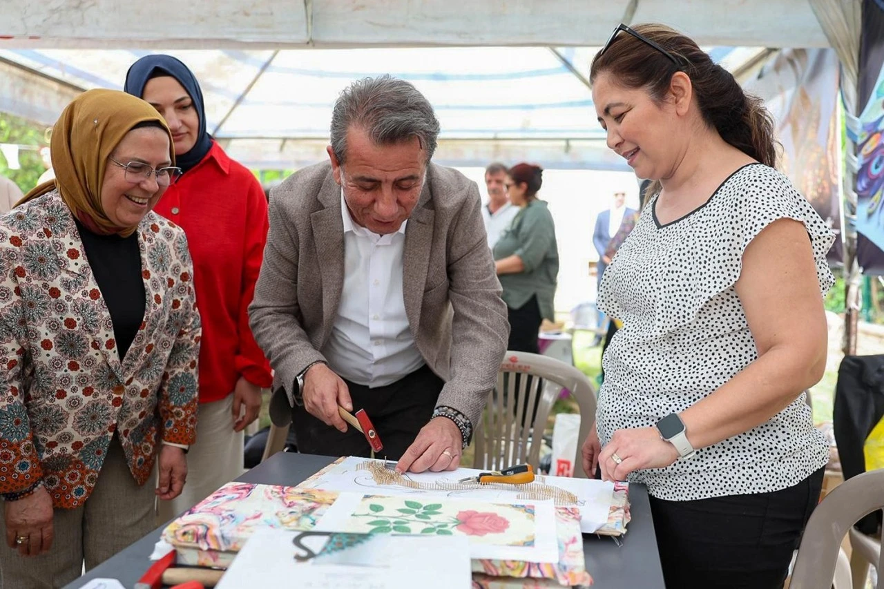 EFELER’DE 19 MAYIS COŞKUSU GENÇLİK ŞENLİĞİ İLE YAŞANDI