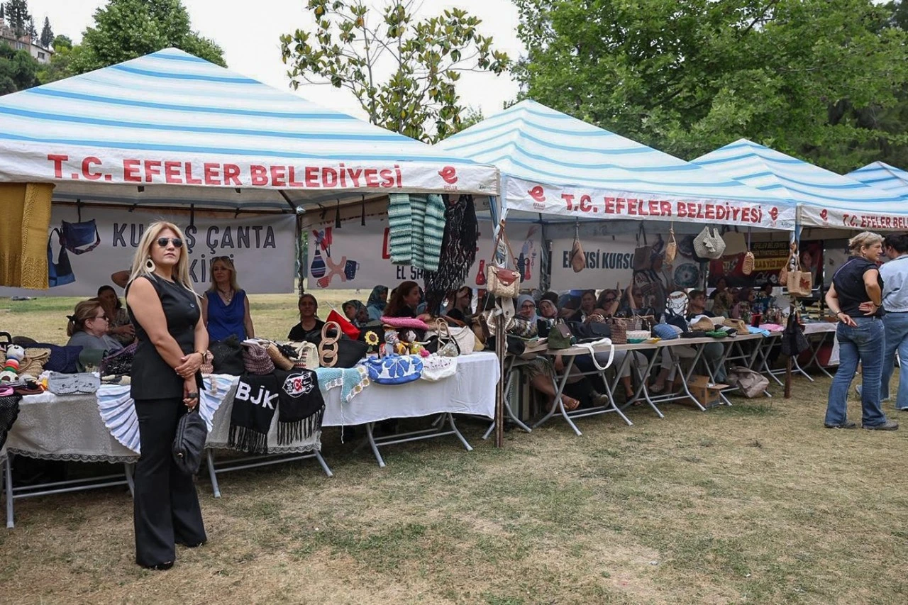 EFELER’DE 19 MAYIS COŞKUSU GENÇLİK ŞENLİĞİ İLE YAŞANDI
