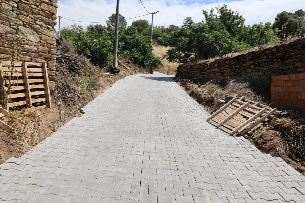 BAŞKAN TETİK MÜJDEYİ VERDİ: YAZIRLI’DAKİ TÜM YOLLAR YENİLENİYOR