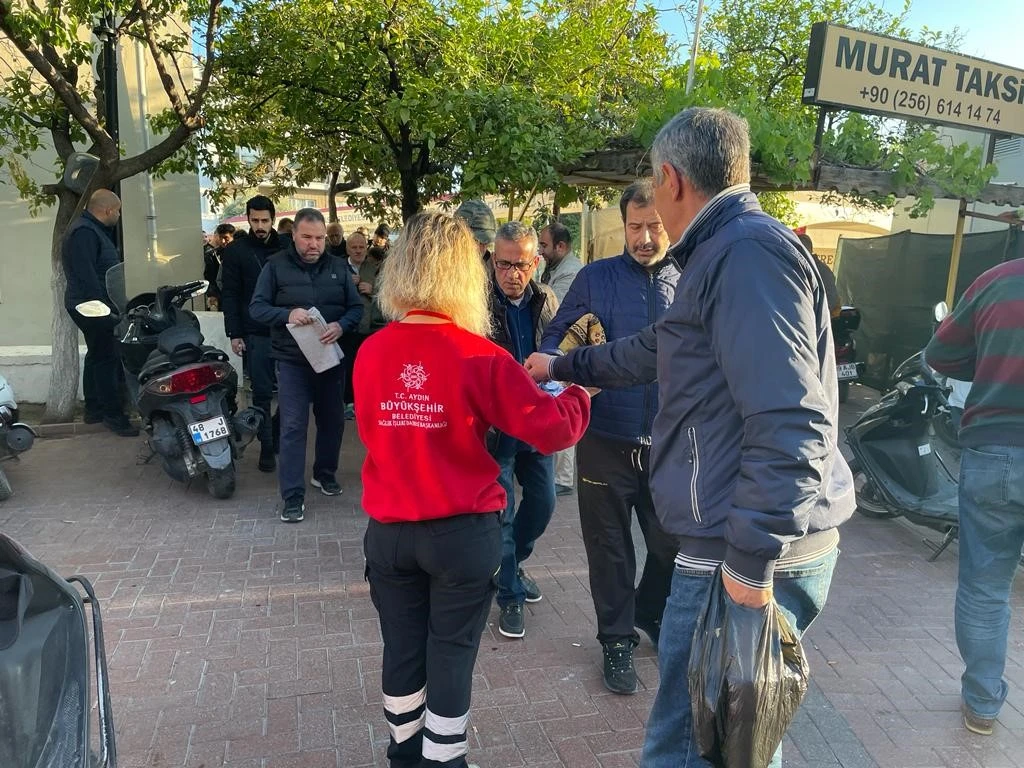 Büyükşehir, Ramazan Bayramı'nda vatandaşlarla bayramlaştı