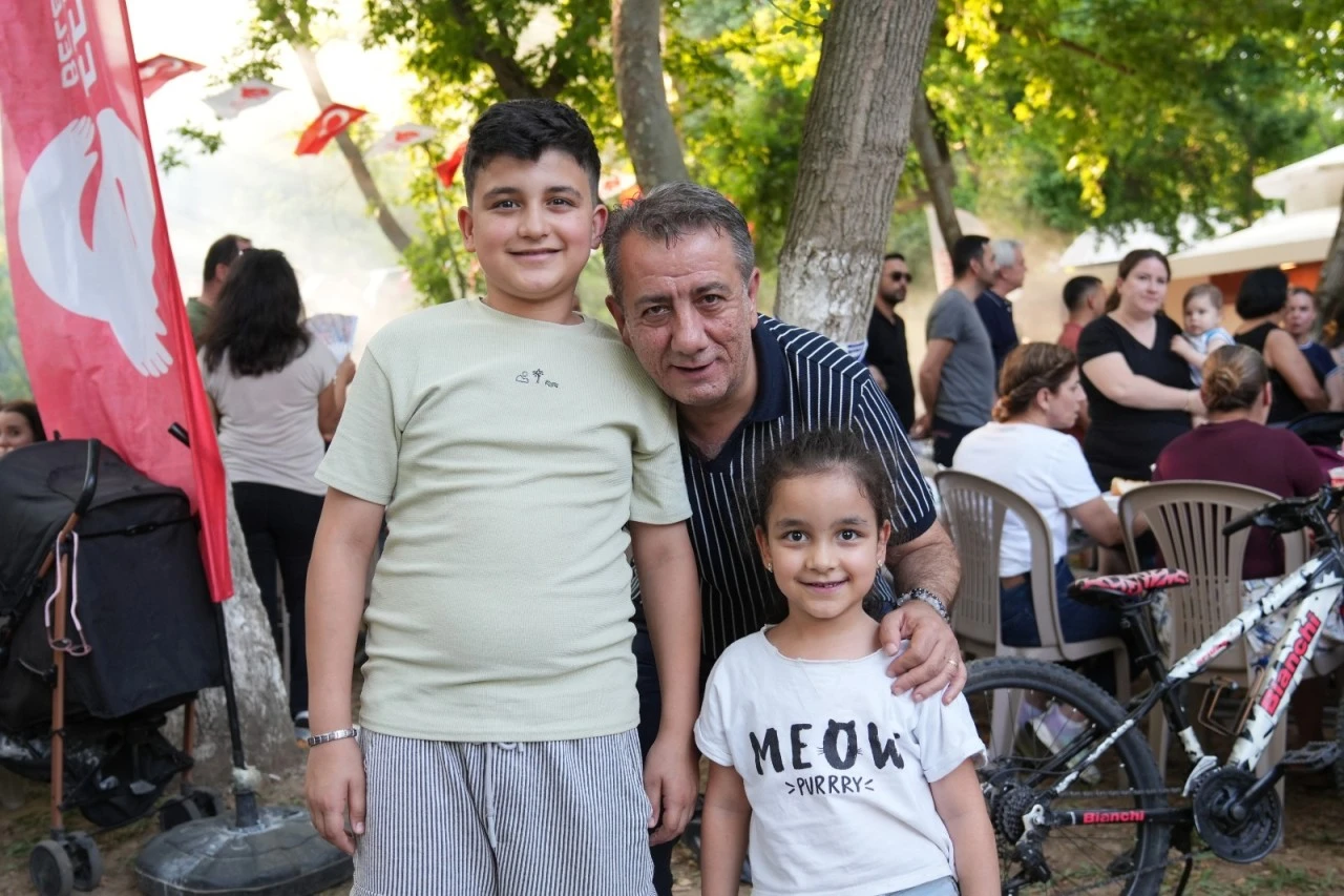 BAŞKAN ANIL YETİŞKİN MESAİ ARKADAŞLARIYLA PİKNKTE BULUŞTU