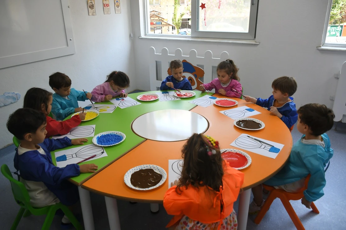 KUŞADASI’NDA ÇOCUK KAHKAHALARI YAZ BOYUNCA DA DEVAM EDECEK