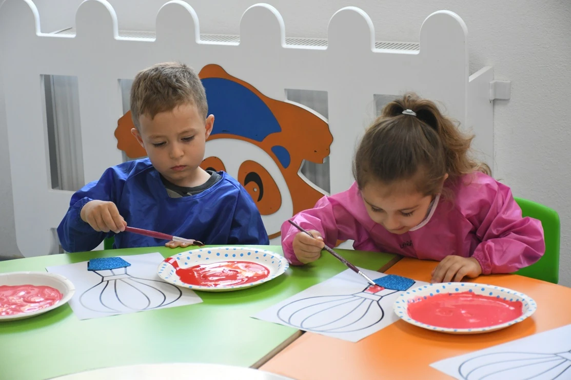 KUŞADASI’NDA ÇOCUK KAHKAHALARI YAZ BOYUNCA DA DEVAM EDECEK