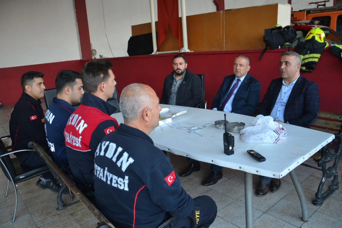 ABAK'TAN NAZİLLİ'DE GÖREV YAPAN EMNİYET GÜÇLERİNE BAYRAM ZİYARETİ