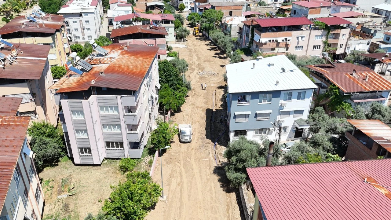 NAZİLLİ BELEDİYESİ YILDIZTEPE’DE YARIM ASIRLIK İÇME SUYU HATTINI YENİLEDİ