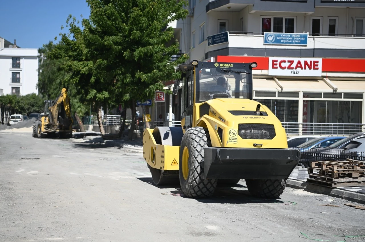 CUMHURİYET MAHALLESİ 5 BİN METREKARE DAHA YENİ YOLA KAVUŞACAK