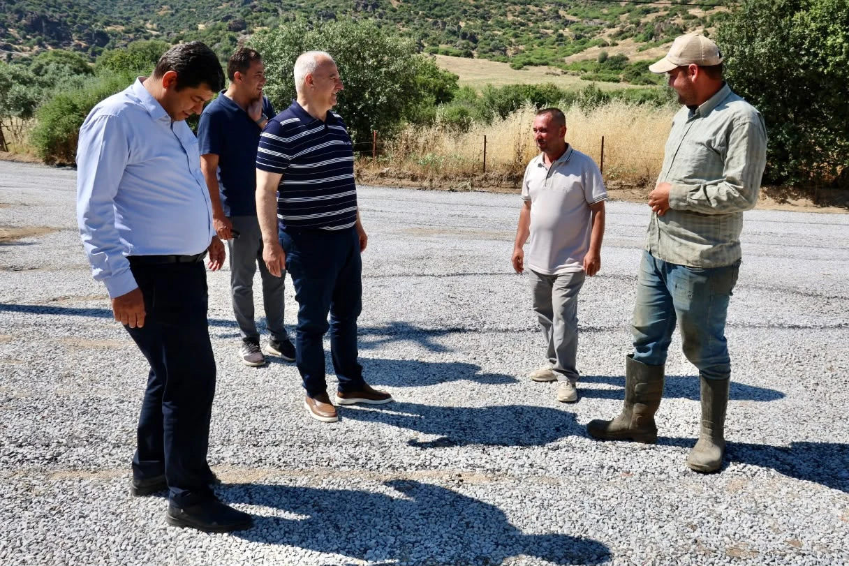 BAŞKAN KIVRAK ÖNCÜLÜĞÜNDE ASFALTLAMA ÇALIŞMALARI BAŞLADI