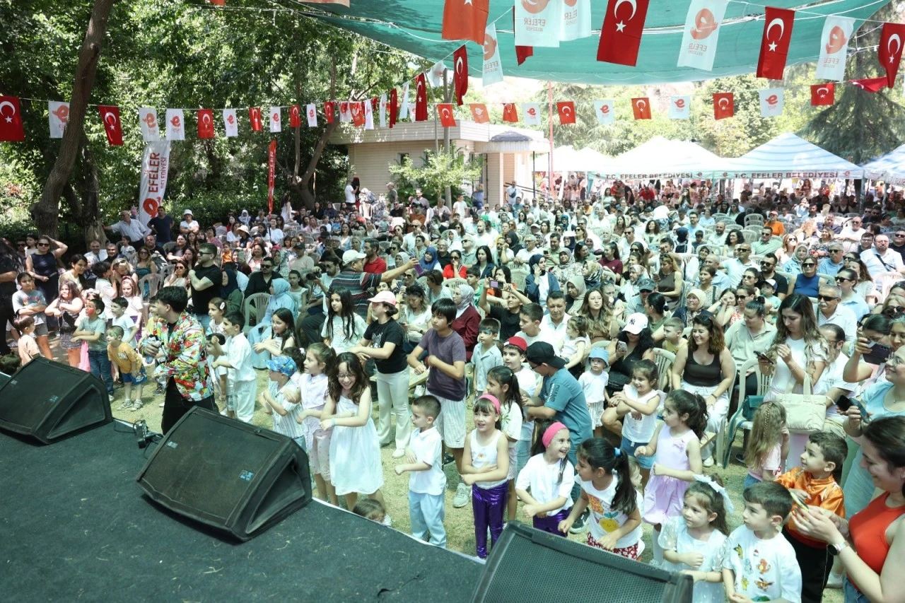 BAŞKAN YETİŞKİN’LE EFELER’DE DEV BULUŞMA: PINARBAŞI’NA ÇOCUK SELİ