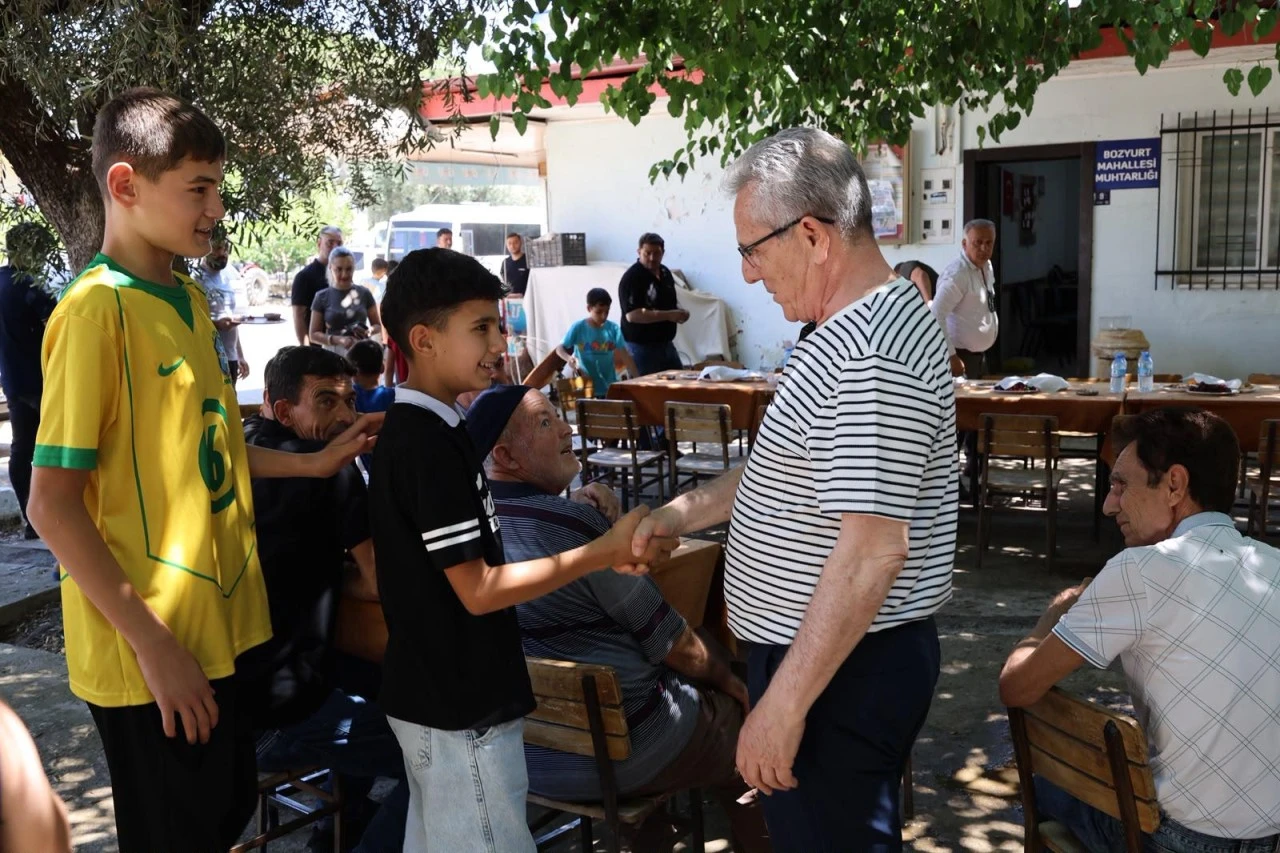 BAŞKAN TETİK SORUNLARI MAKAMDA DEĞİL YERİNDE DİNLİYOR