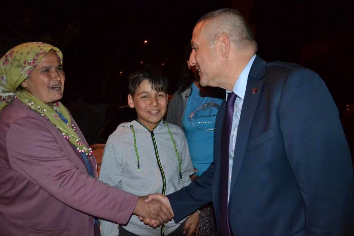 Abak, “İnşallah onları patates çuvalı, soğan çuvalı gibi siyasi arenadan fırlatıp atacaksınız
