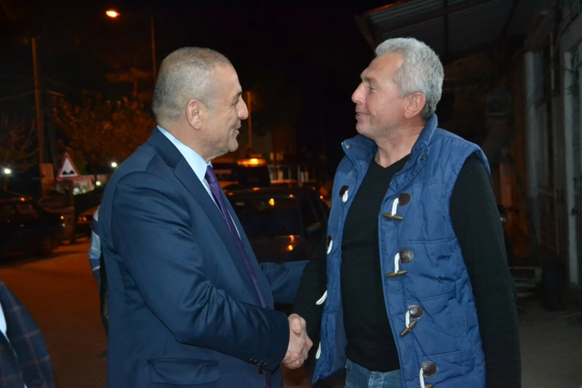 Abak, “İnşallah onları patates çuvalı, soğan çuvalı gibi siyasi arenadan fırlatıp atacaksınız