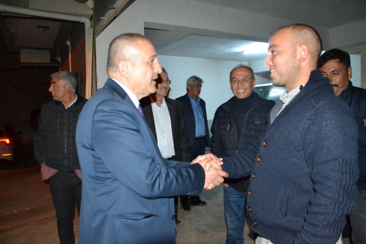 Abak, “İnşallah onları patates çuvalı, soğan çuvalı gibi siyasi arenadan fırlatıp atacaksınız