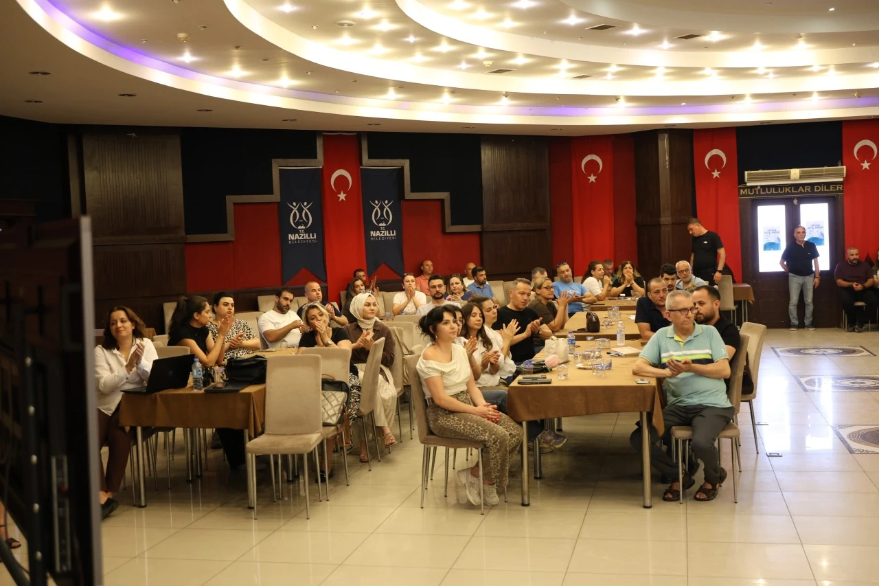 NAZİLLİ’DE DİJİTAL BELEDİYECİLİKTE YENİ DÖNEM: E-İMAR VE UNİVERSE SİSTEMİ HİZMETE GİRDİ