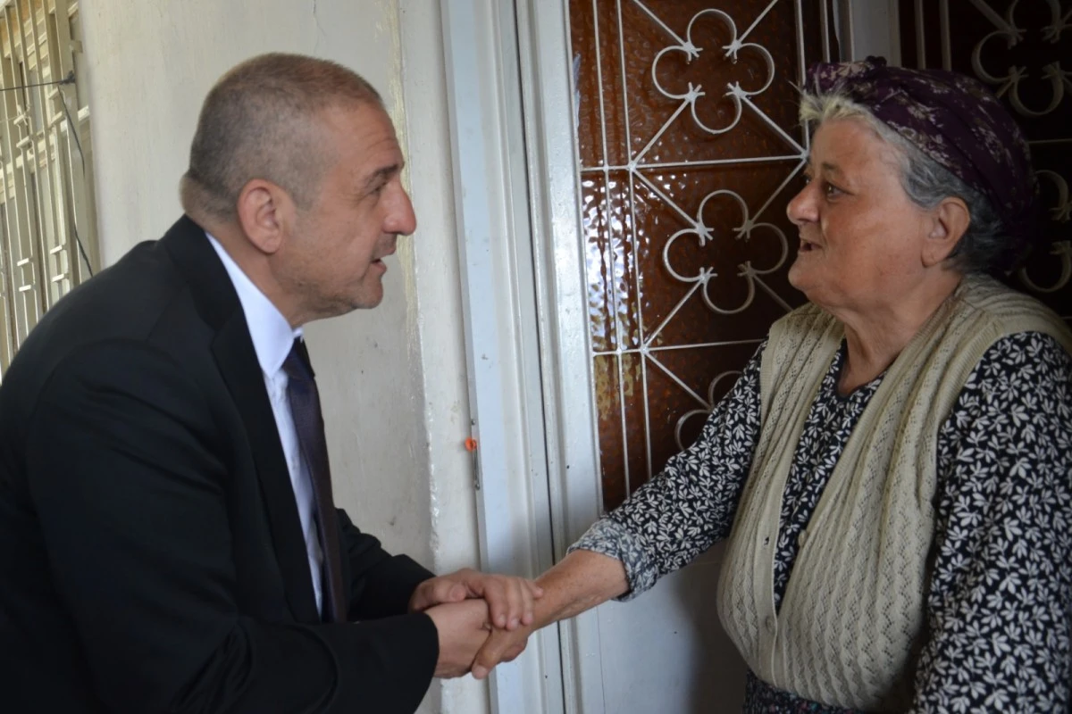 AK PARTİLİ ABAK'TAN YAŞLI VE HASTA VATANDAŞLARA BAYRAM ZİYARETİ