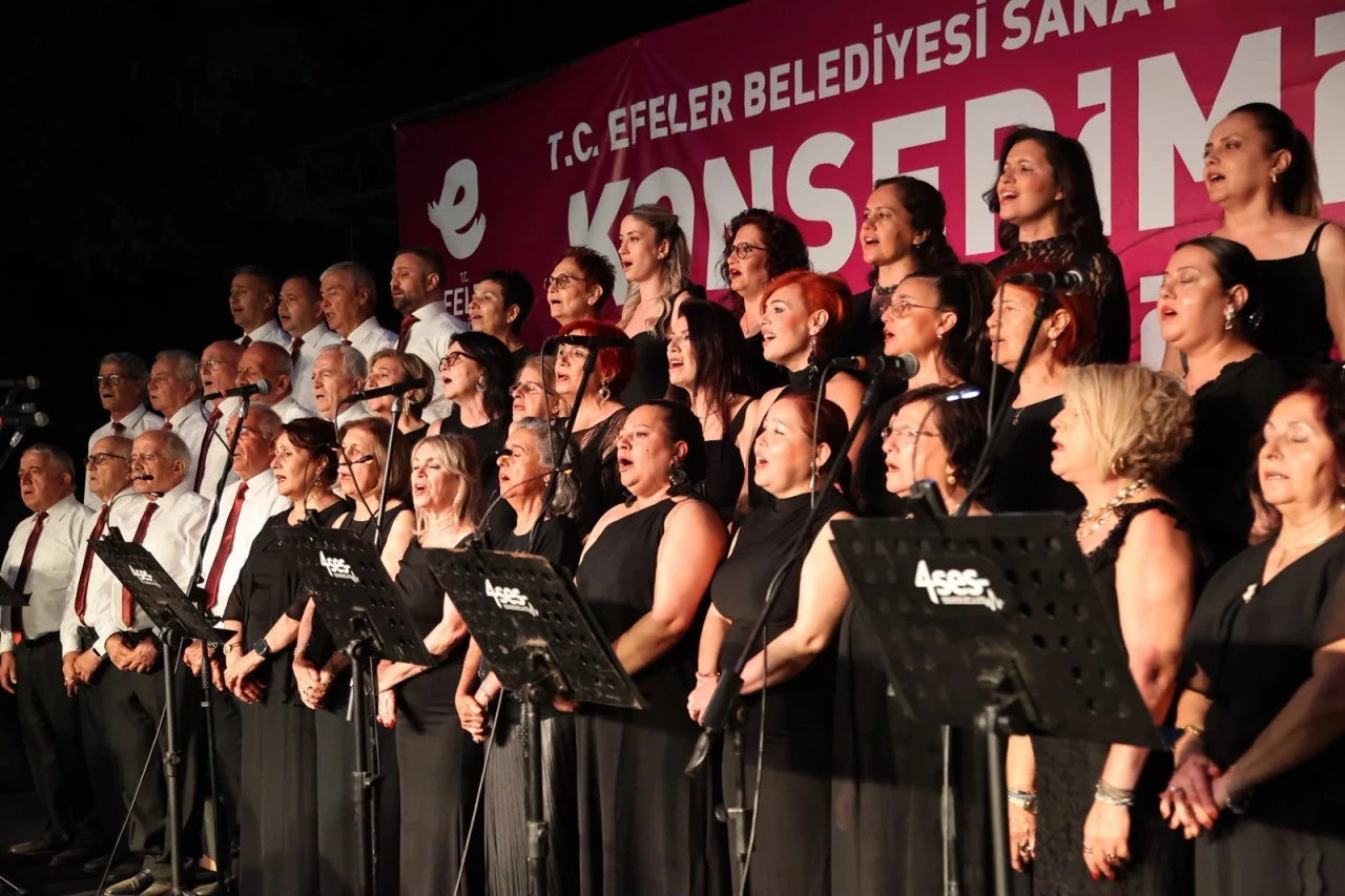 BAŞKAN YETİŞKİN’DEN PINARBAŞI’NDA SANAT ŞÖLENİ