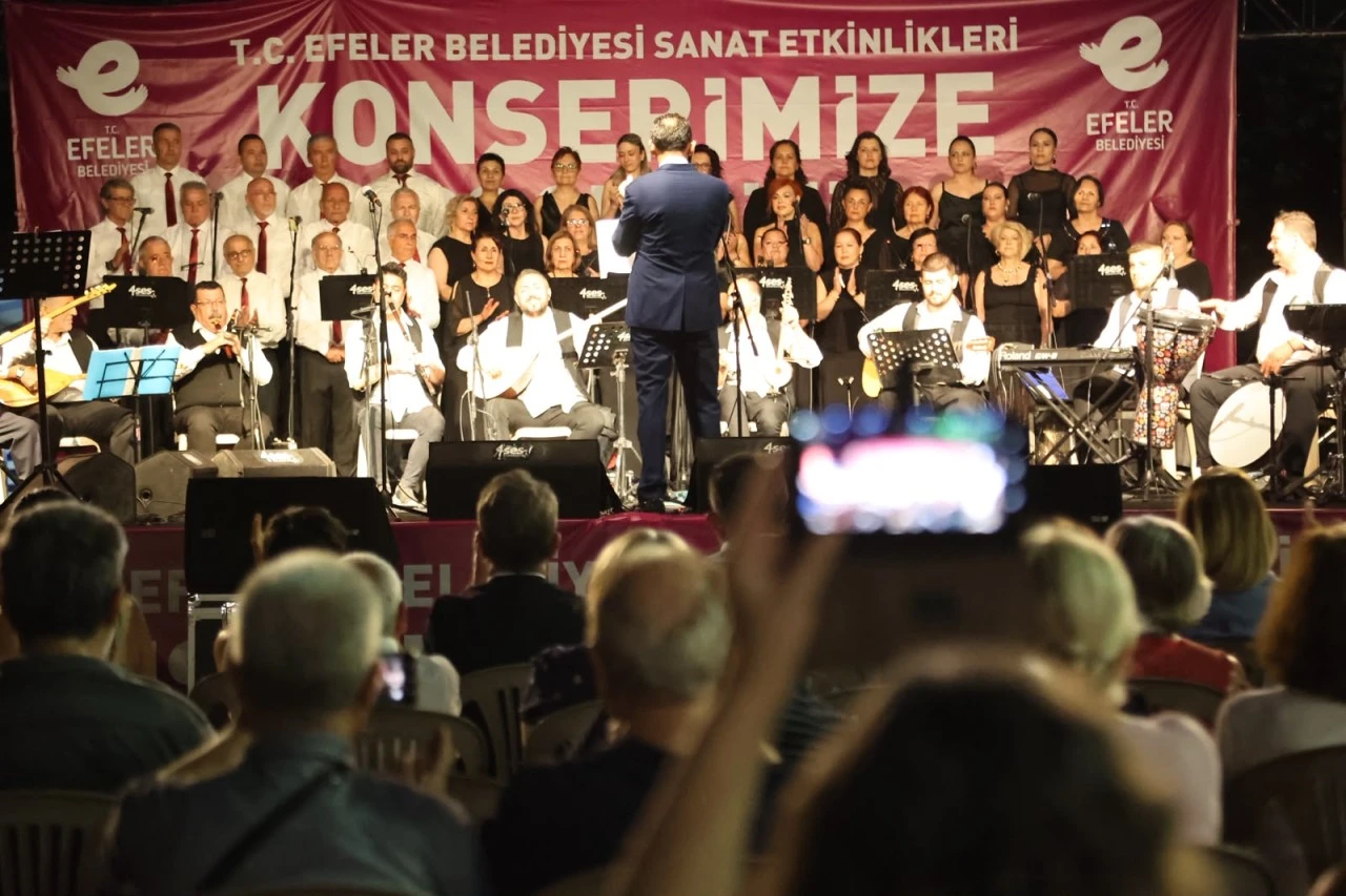 BAŞKAN YETİŞKİN’DEN PINARBAŞI’NDA SANAT ŞÖLENİ