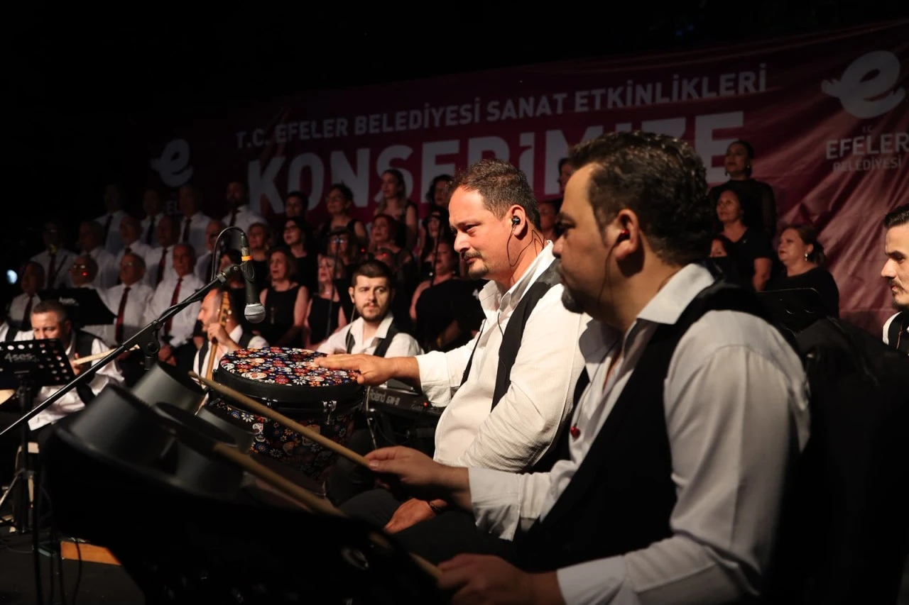 BAŞKAN YETİŞKİN’DEN PINARBAŞI’NDA SANAT ŞÖLENİ