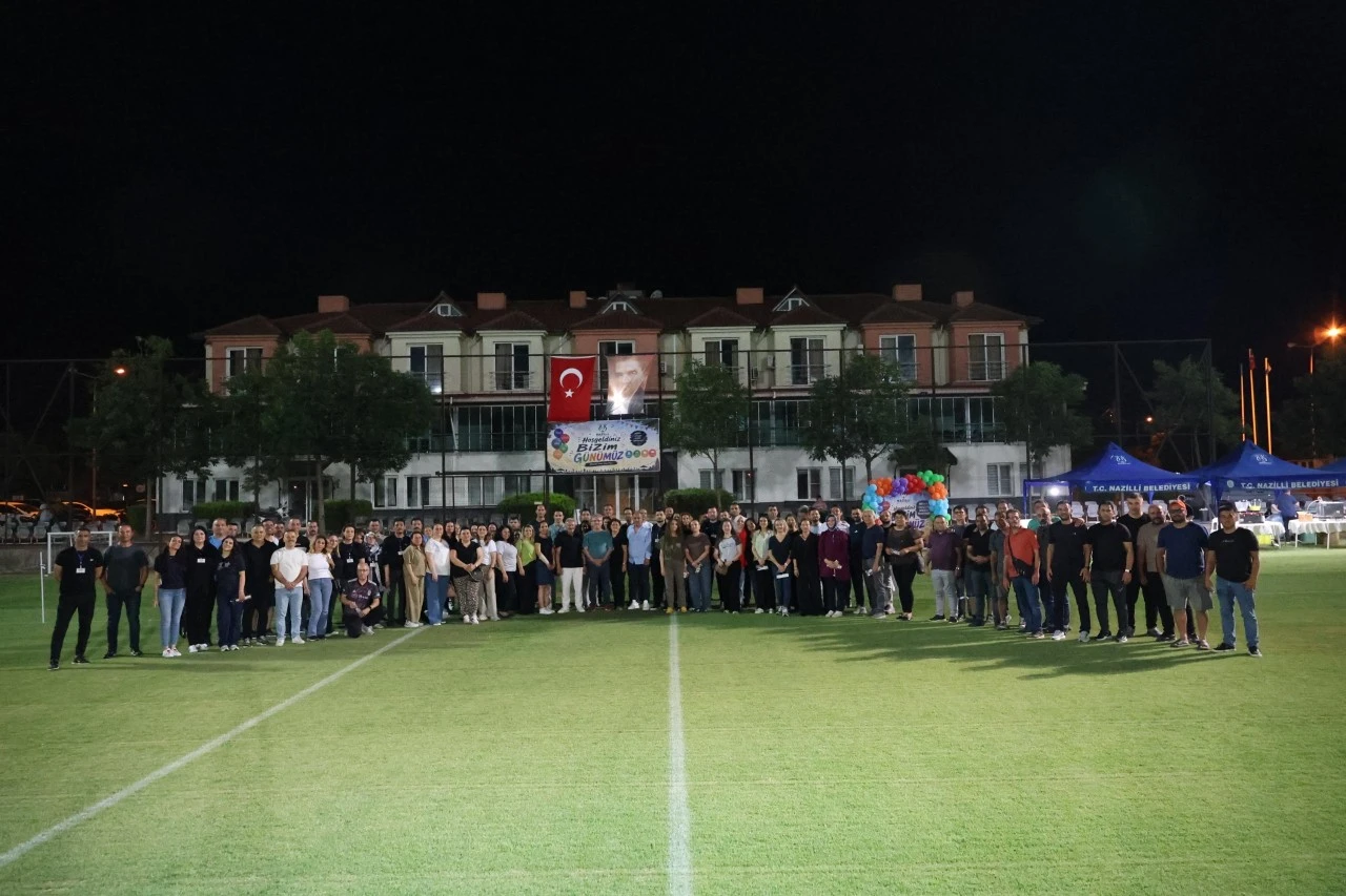 NAZİLLİ BELEDİYESİ’NDEN PERSONELE “BİZİM GÜNÜMÜZ” MOTİVASYON GECESİ