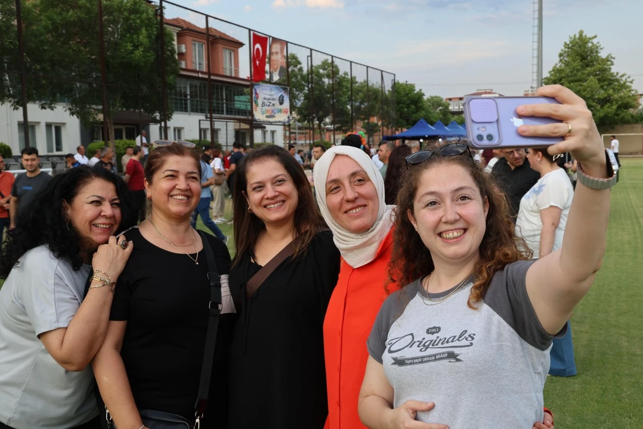 NAZİLLİ BELEDİYESİ’NDEN PERSONELE “BİZİM GÜNÜMÜZ” MOTİVASYON GECESİ