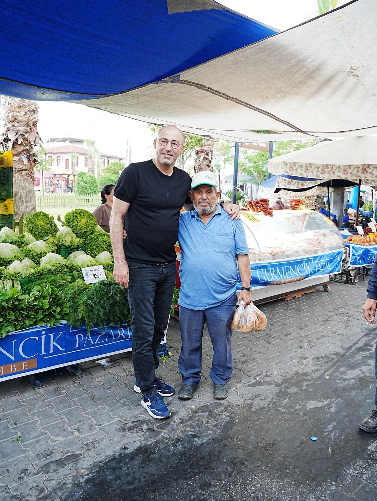 BAŞKAN ZENCİRCİ SEMT PAZARI PROJESİNİ HAYATA GEÇİRDİ