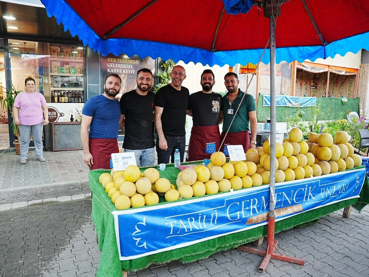 BAŞKAN ZENCİRCİ SEMT PAZARI PROJESİNİ HAYATA GEÇİRDİ