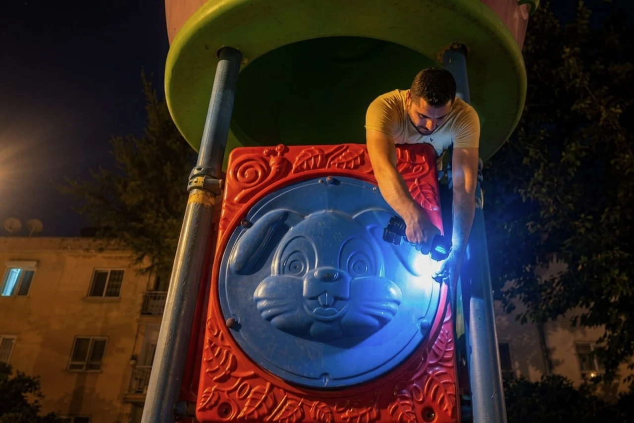EFELER BELEDİYESİ’NDEN PARK VANDALLIĞINA HIZLI MÜDAHALE