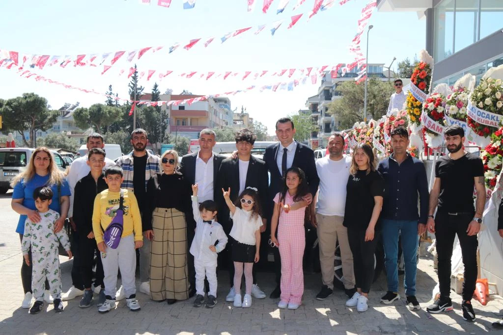 MHP İlçe Seçim Ofisi, Didim’de görkemle açıldı