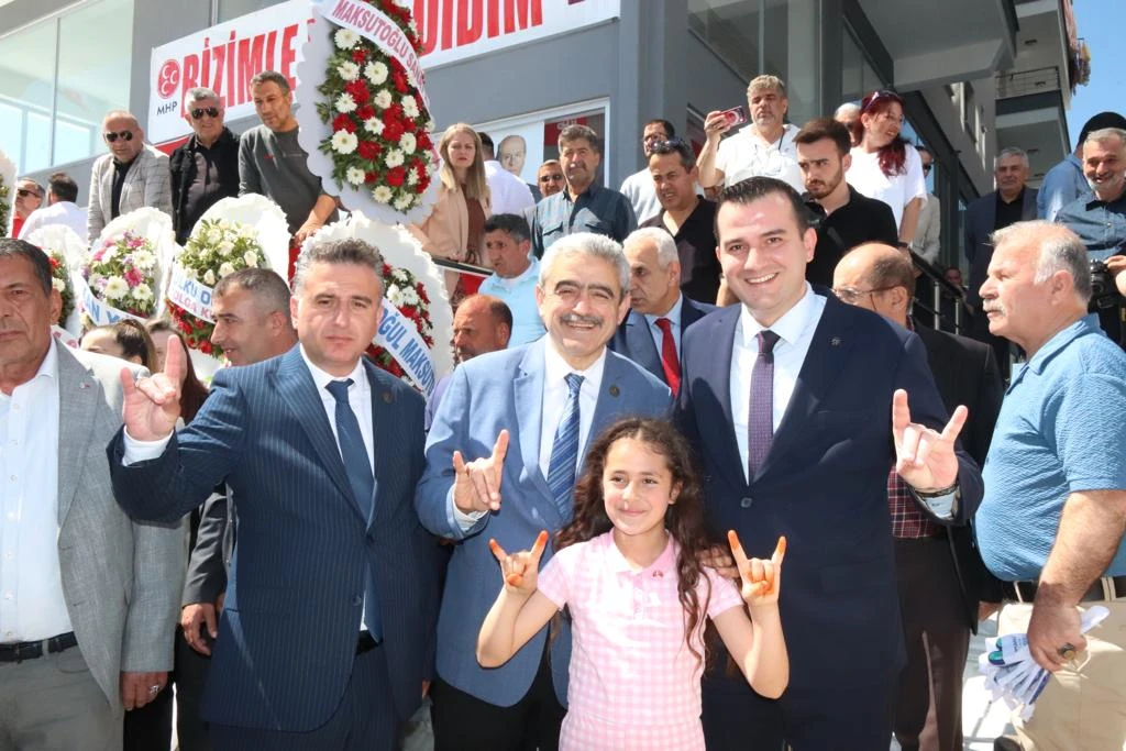 MHP İlçe Seçim Ofisi, Didim’de görkemle açıldı