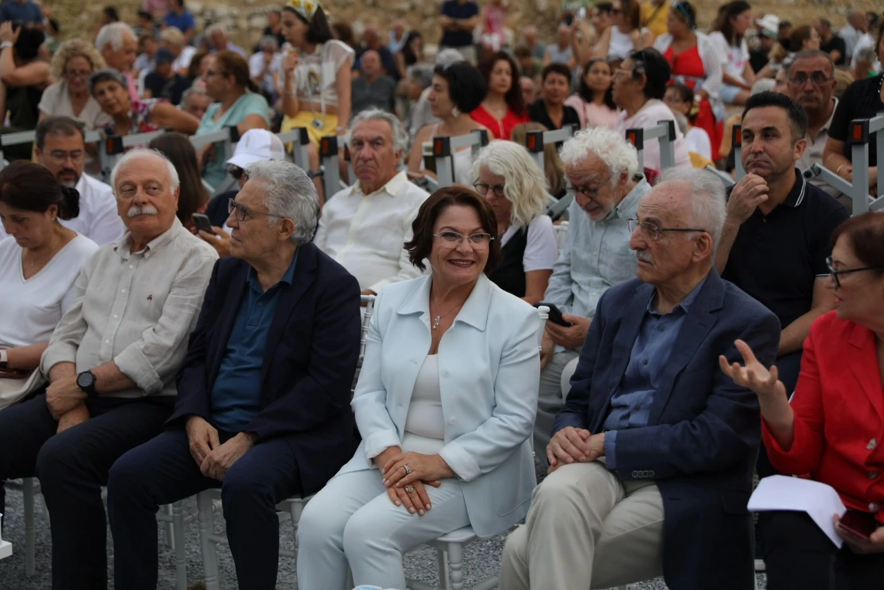 DİDYMA V. ULUSLARARASI AKDENİZ EDEBİYAT GÜNLERİ DİDİM’DE BAŞLADI