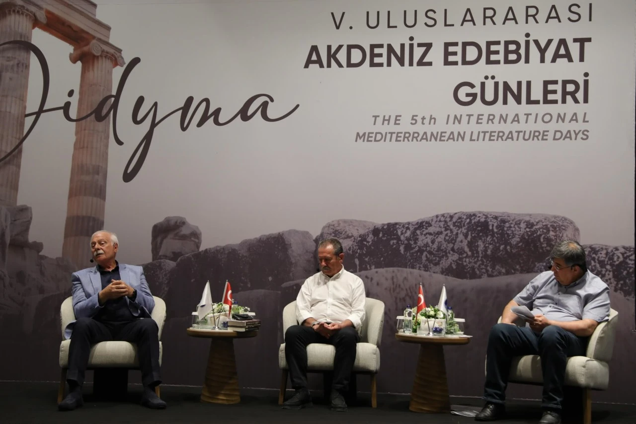 DİDYMA V. ULUSLARARASI AKDENİZ EDEBİYAT GÜNLERİ MUHTEŞEM BİR KAPANIŞ GECESİYLE TAMAMLANDI