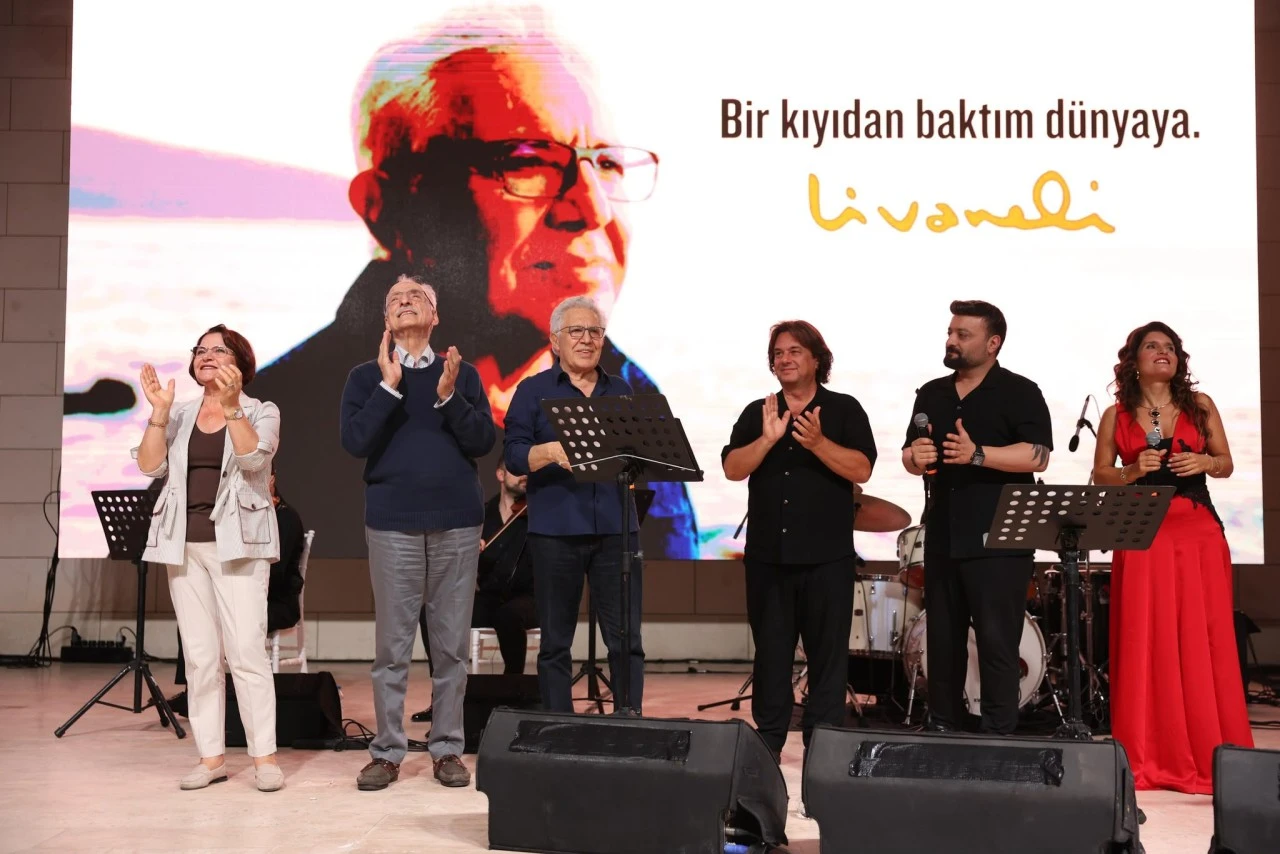 DİDYMA V. ULUSLARARASI AKDENİZ EDEBİYAT GÜNLERİ MUHTEŞEM BİR KAPANIŞ GECESİYLE TAMAMLANDI