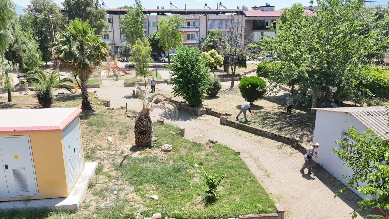 NAZİLLİ BELEDİYESİ TEMİZLİK ÇALIŞMALARINDA DA VİTES YÜKSELTTİ
