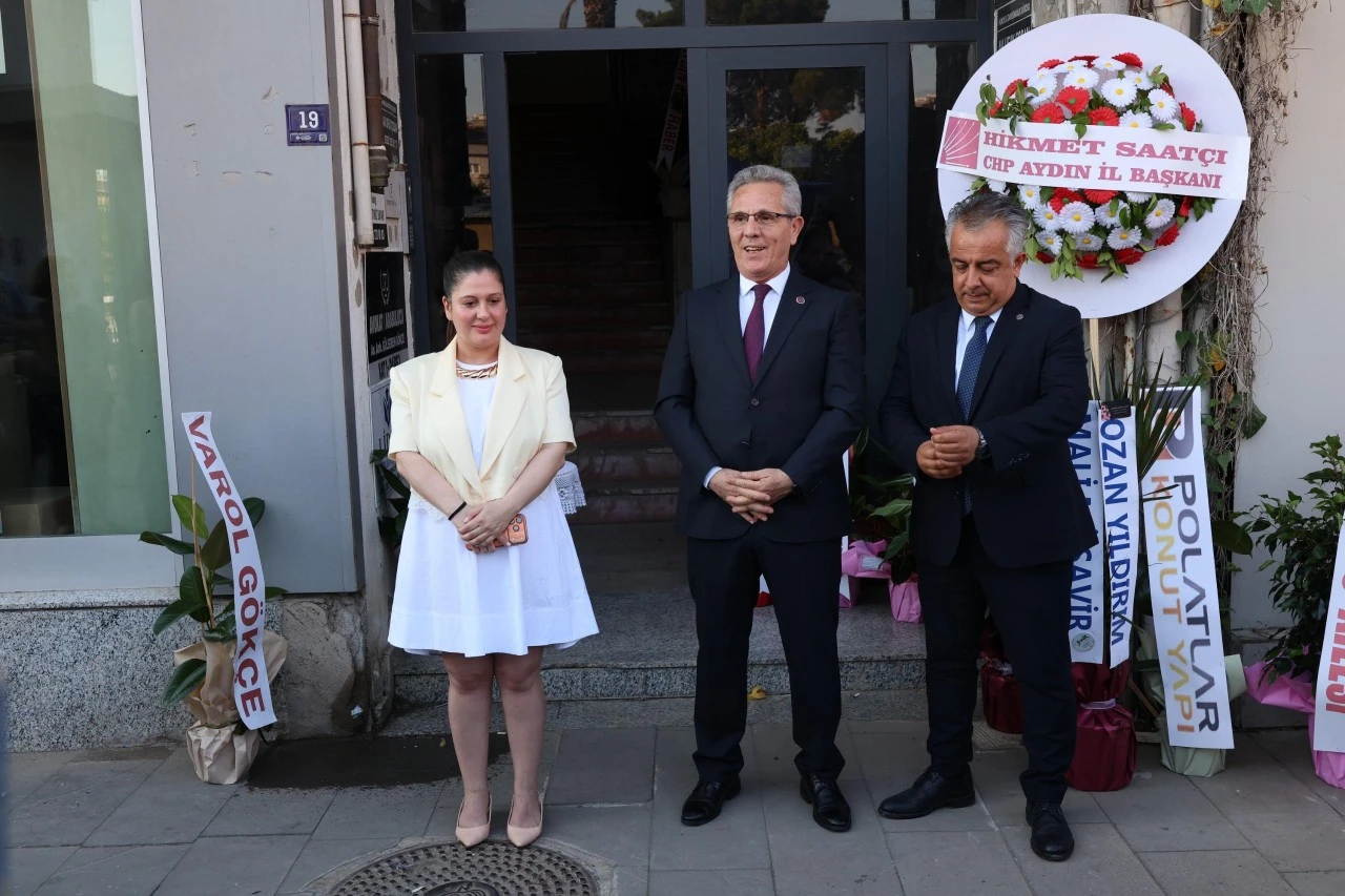 BAŞKAN TETİK, GÜLSEREN GÖKÇE HUKUK BÜROSU AÇILIŞINA KATILDI