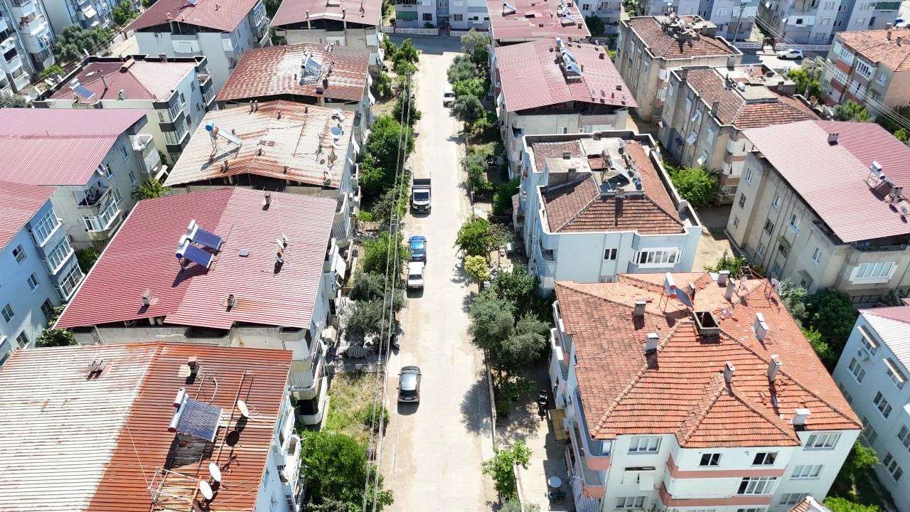 NAZİLLİ BELEDİYESİ’NDEN 41 NOKTADA EŞ ZAMANLI YOL SEFERBERLİĞİ  “41 KERE MAŞALLAH”