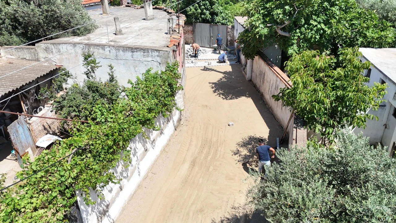 NAZİLLİ BELEDİYESİ’NDEN 41 NOKTADA EŞ ZAMANLI YOL SEFERBERLİĞİ  “41 KERE MAŞALLAH”