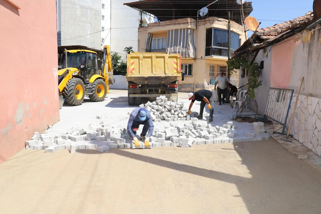 NAZİLLİ BELEDİYESİ’NDEN 41 NOKTADA EŞ ZAMANLI YOL SEFERBERLİĞİ  “41 KERE MAŞALLAH”