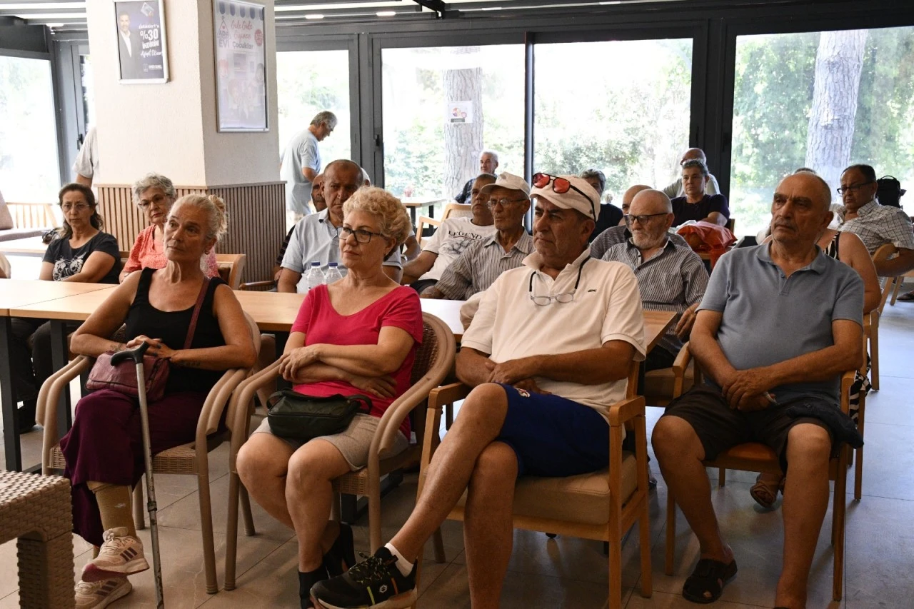 SAĞLIKLI YAŞAMIN SIRLARI İKİNCİ BAHAR MERKEZİ'NDE KONUŞULDU