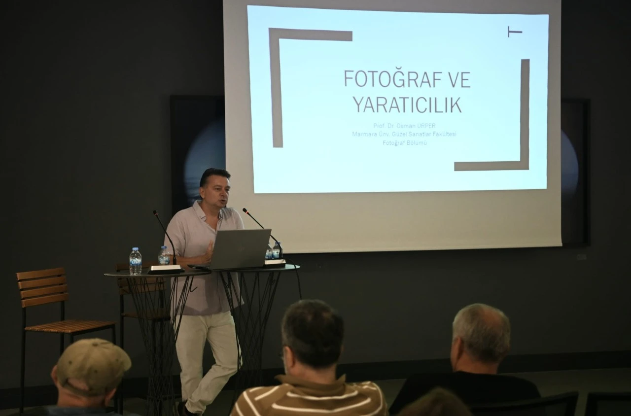 ADA MODERN’DE FOTOĞRAF SANATI FARKLI YÖNLERİYLE MERCEK ALTINA ALINDI