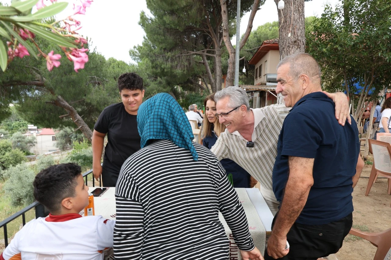 NAZİLLİ'DE MUHTARLARDAN BAŞKAN TETİK'E GÜÇLÜ DESTEK