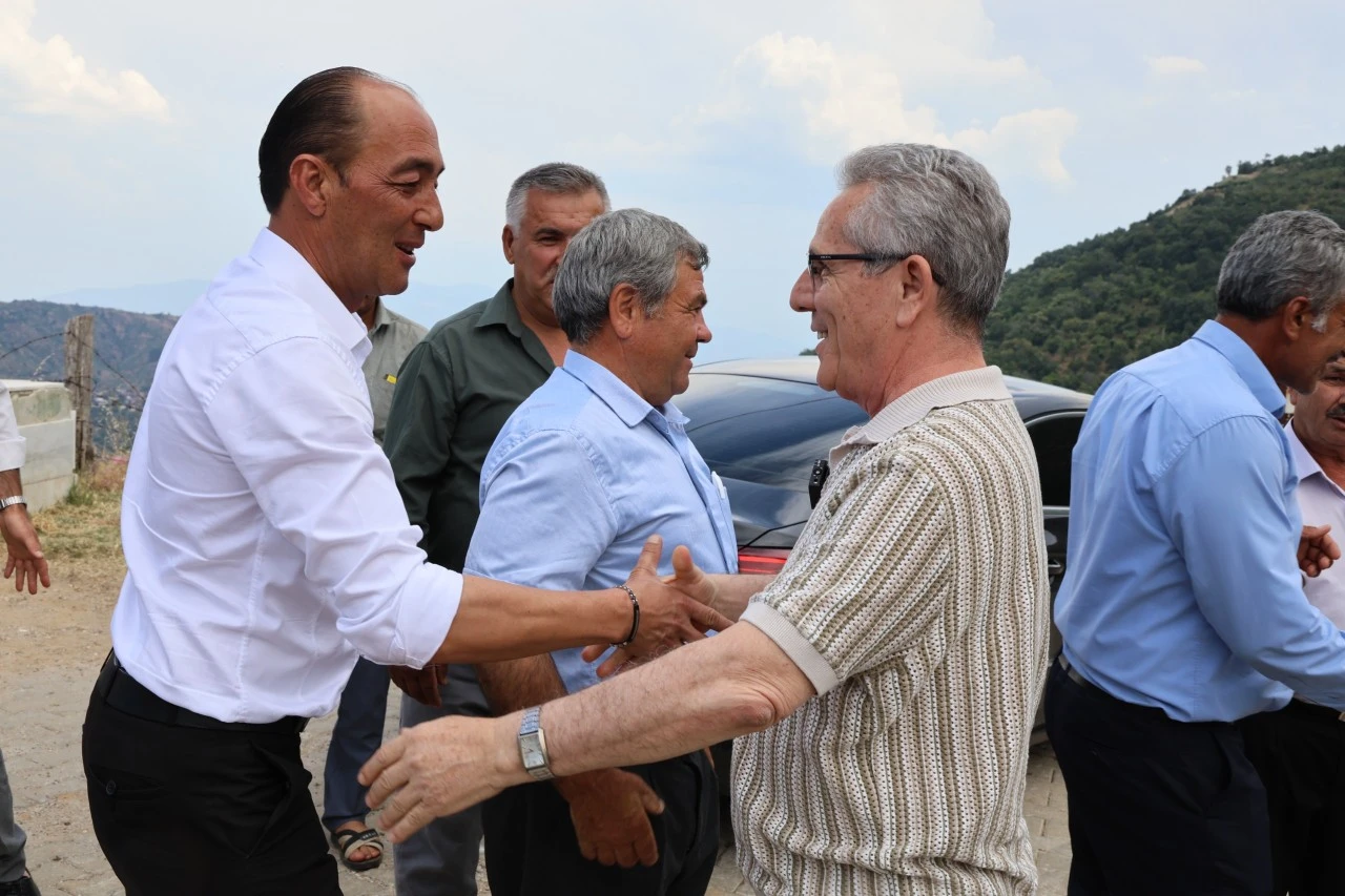 NAZİLLİ'DE MUHTARLARDAN BAŞKAN TETİK'E GÜÇLÜ DESTEK