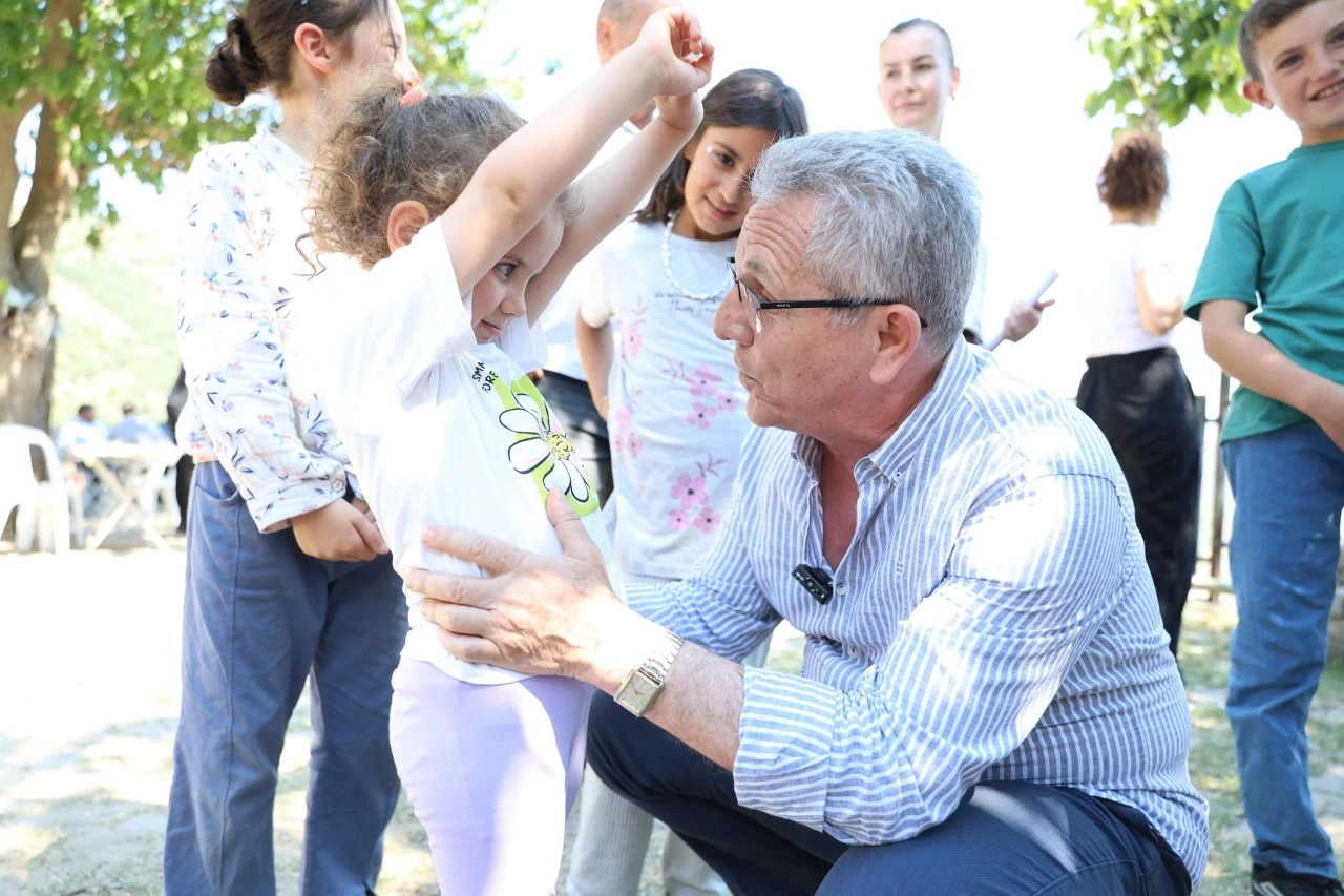 NAZİLLİ BELEDİYE BAŞKANI KIRSALDA GÖNÜLLERE DOKUNUYOR