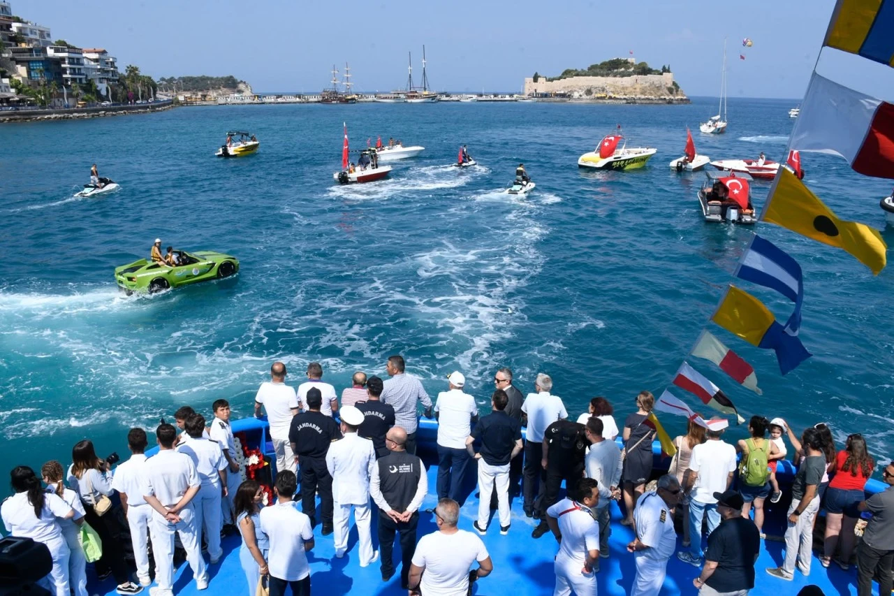 KUŞADASI’NDA DENİZCİLİK VE KABOTAJ BAYRAMI KUTLAMALARI BAŞLADI