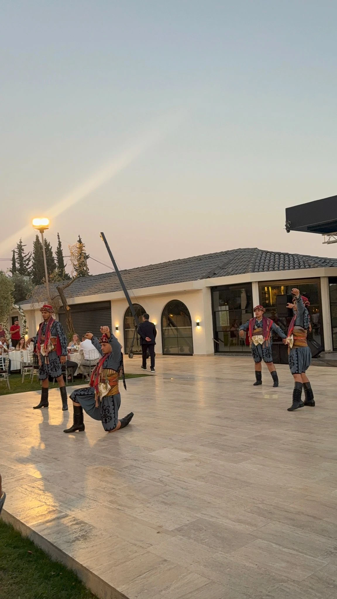 AYDINLI BERBER VE KUAFÖRLER DAYANIŞMA GECESİNDE BULUŞTU