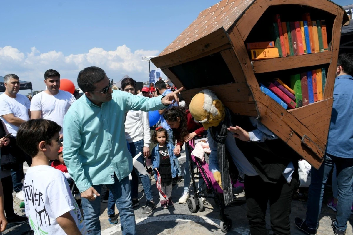 Başkan Günel, çocukların bayram sevincine ortak oldu