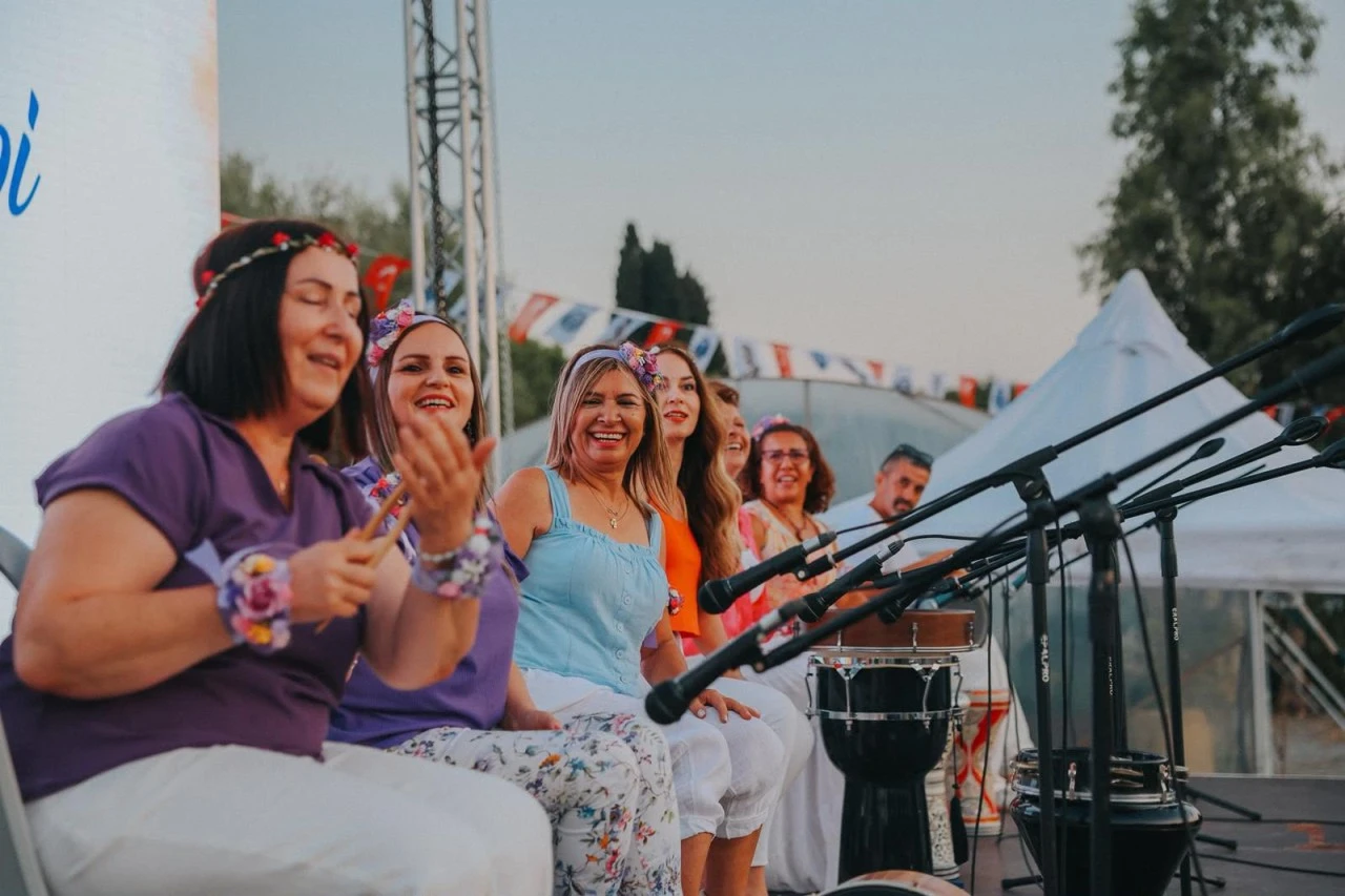 DİDİM’DE LAVANTA & AROMATERAPİ FESTİVALİ MUHTEŞEM BİR FİNALLE SONA ERDİ