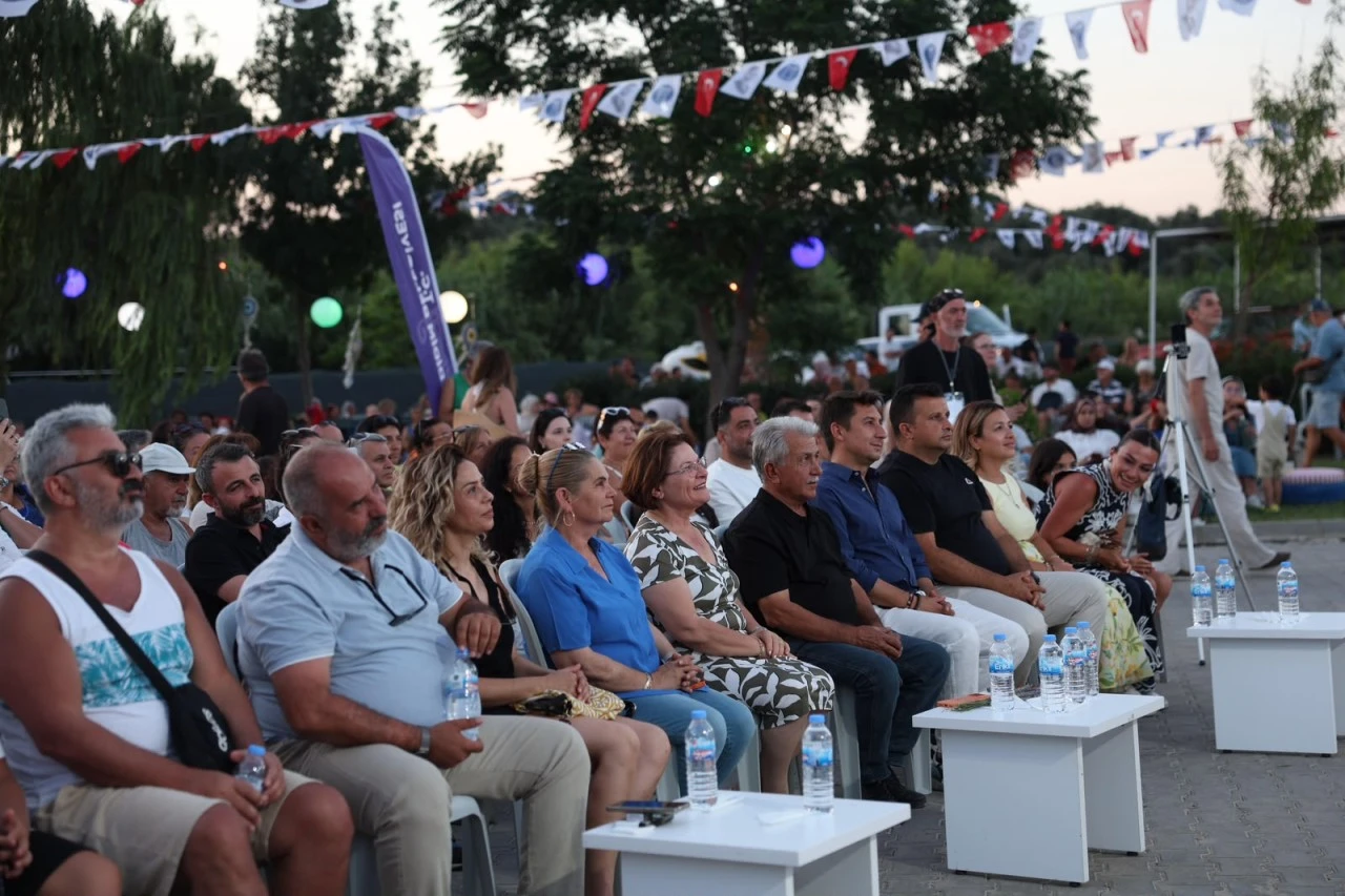 DİDİM’DE LAVANTA & AROMATERAPİ FESTİVALİ MUHTEŞEM BİR FİNALLE SONA ERDİ