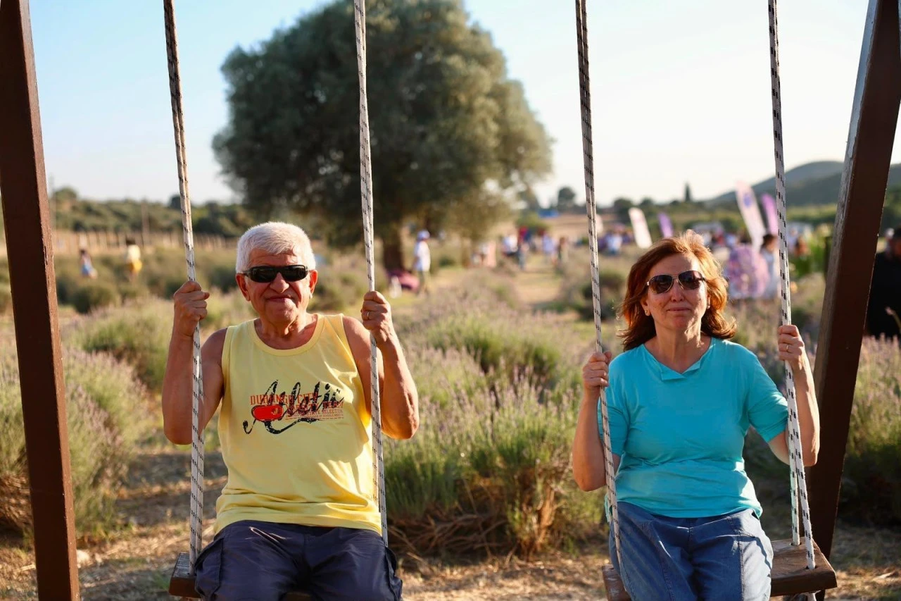 DİDİM’DE LAVANTA & AROMATERAPİ FESTİVALİ MUHTEŞEM BİR FİNALLE SONA ERDİ