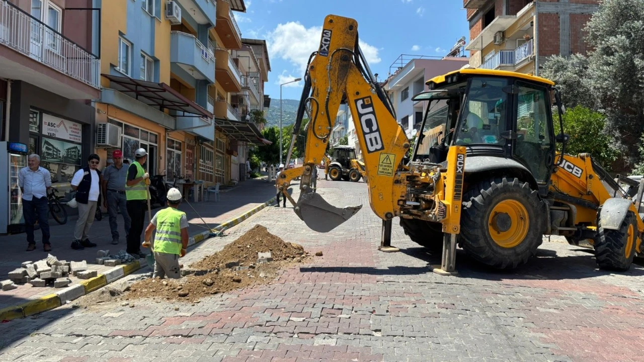 Başkan Özel Müjdeyi Verdi: “Doğalgaz İçin İlk Kazma Vuruldu”